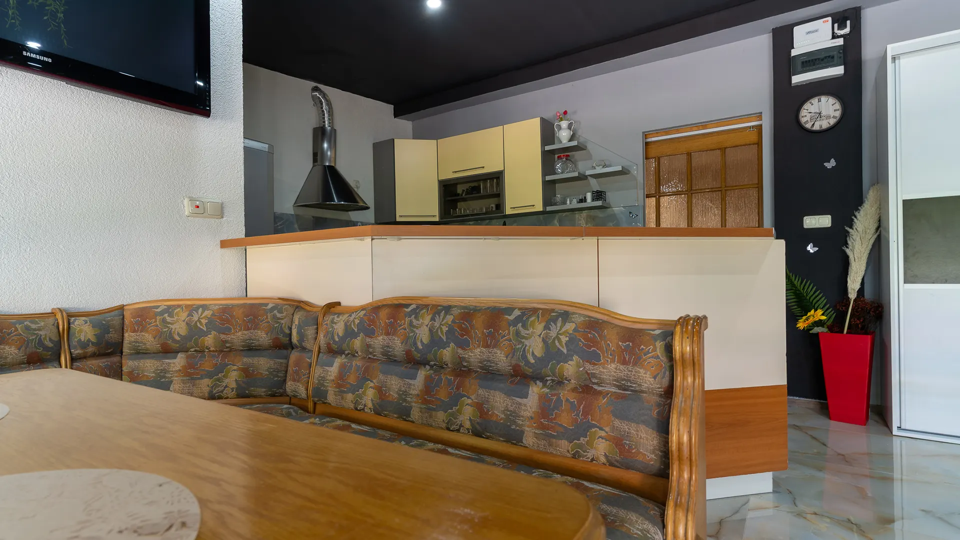 Trpezarija 1 — Vila Melina, kuća za grupe u Sarajevu